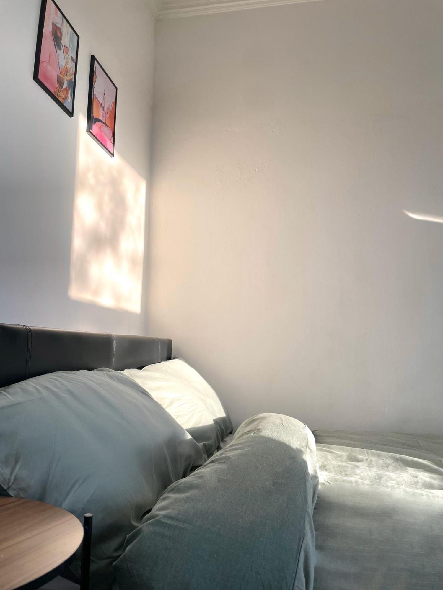 Cosy Double Rooms A Stones Throw From Wembley Stadium Londres Exterior foto