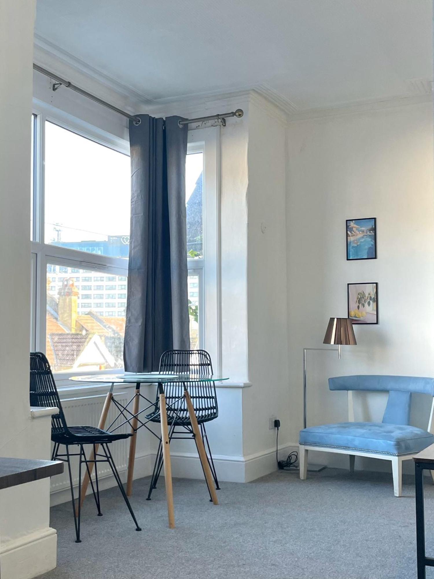 Cosy Double Rooms A Stones Throw From Wembley Stadium Londres Exterior foto
