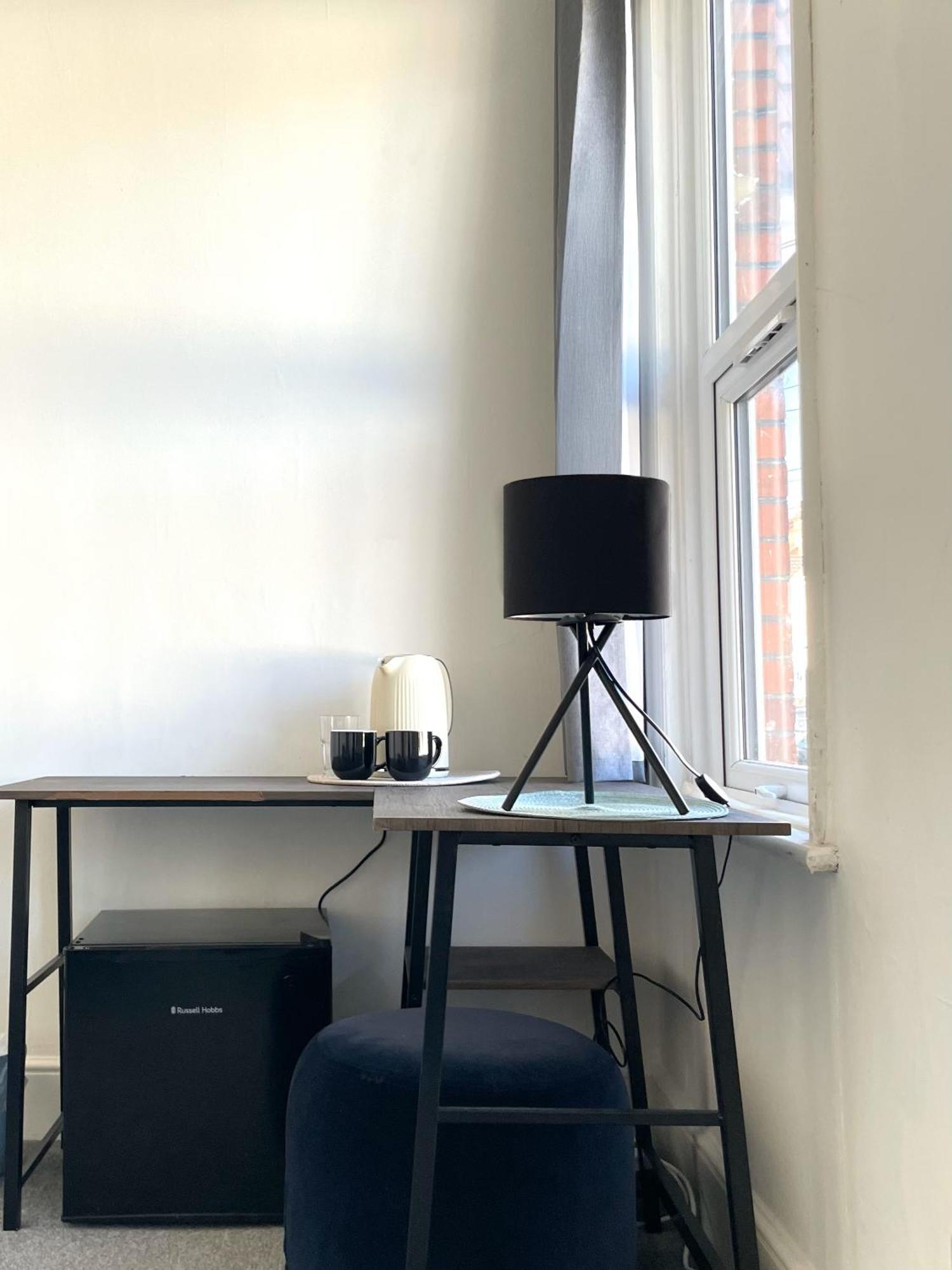 Cosy Double Rooms A Stones Throw From Wembley Stadium Londres Exterior foto